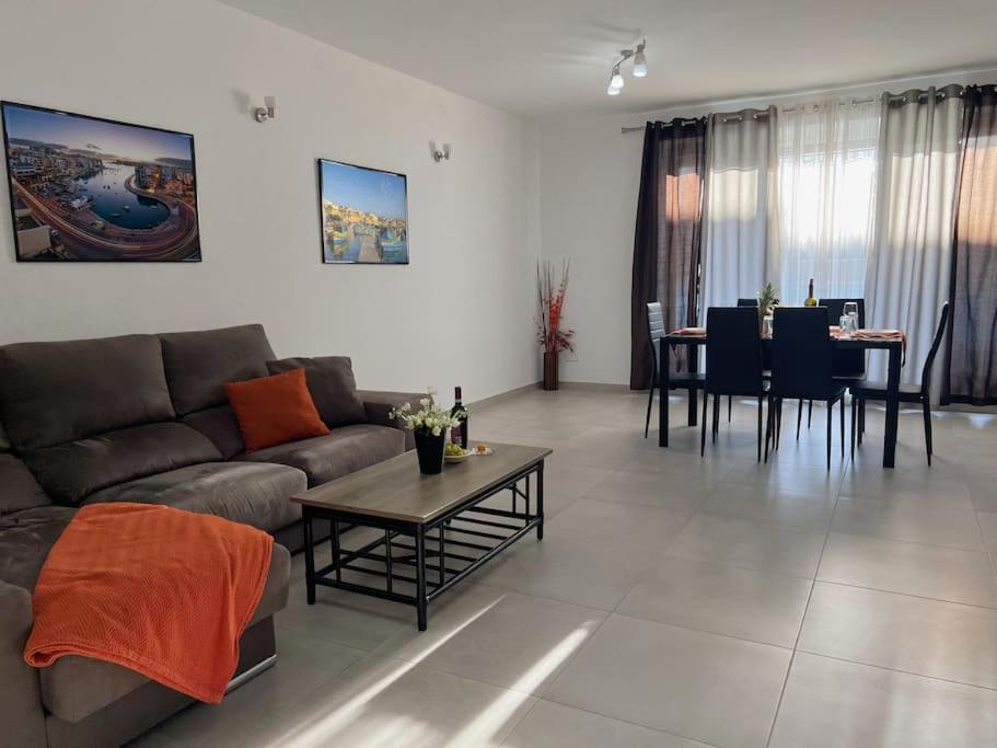 Modern Apartment In 马尔萨斯卡拉 外观 照片